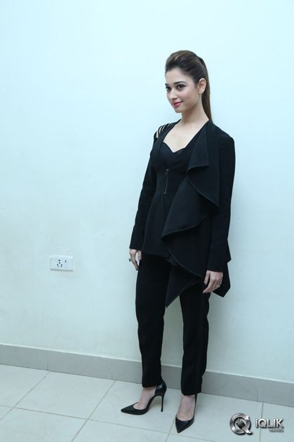 Tamannaah-at-Bengal-Tiger-Movie-Audio-Launch